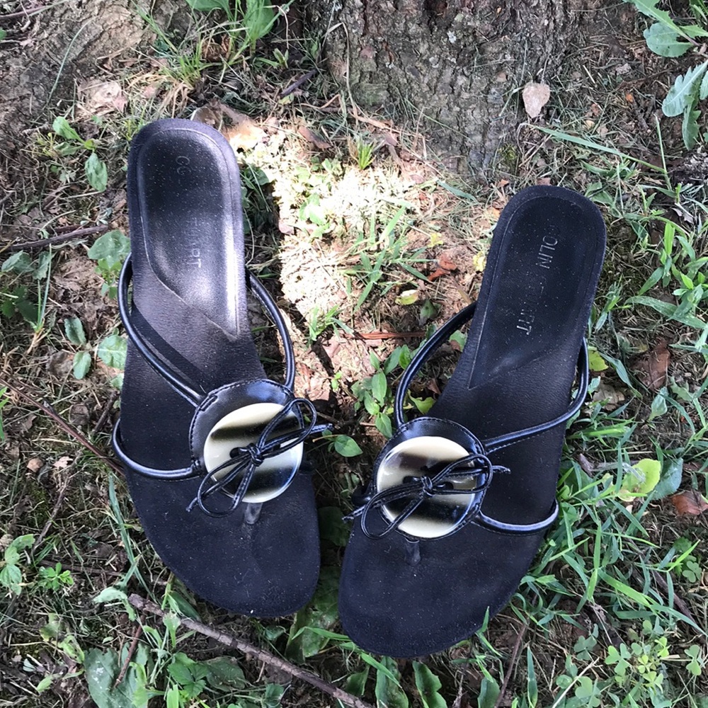 Black slide kitten heels